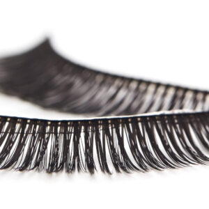 Wispy Lashes Pair - Image 3